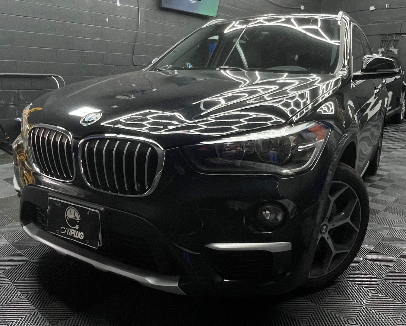 2018 BMW X1 28i's photo