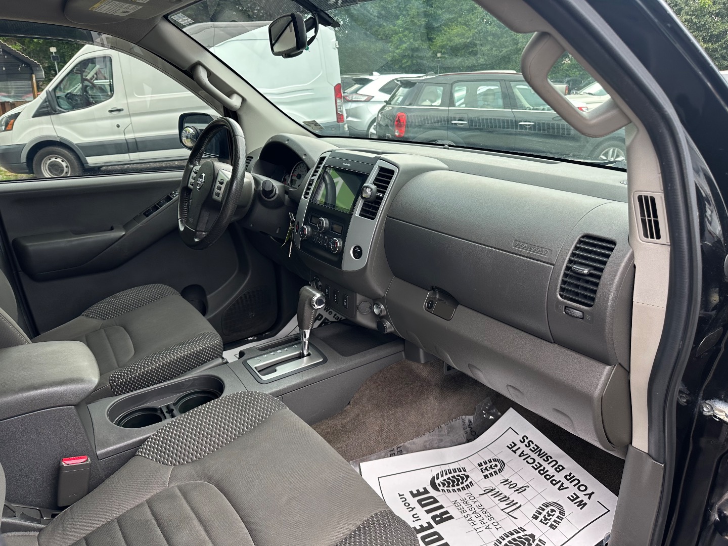 2013 Nissan Frontier PRO-4X photo 10