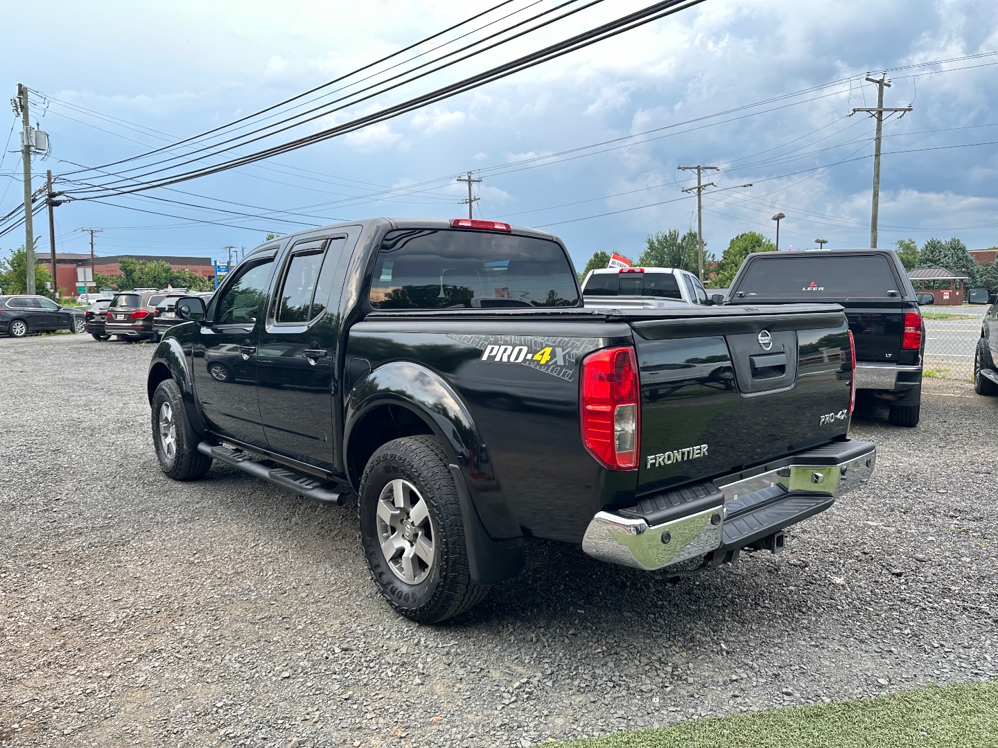 2013 Nissan Frontier PRO-4X photo 2