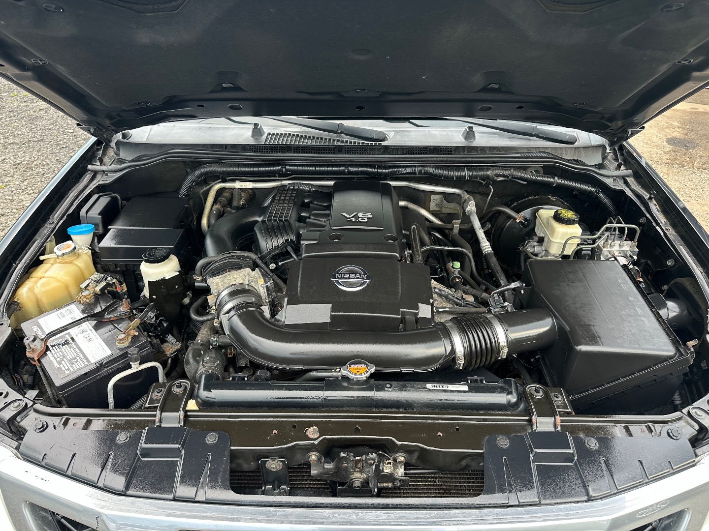 2013 Nissan Frontier PRO-4X photo 3