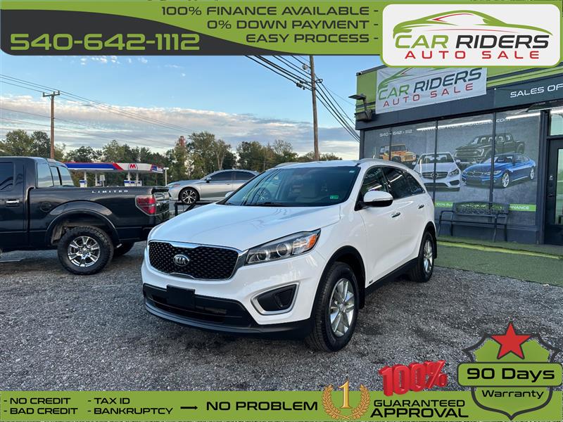 2017 Kia Sorento LX photo 2
