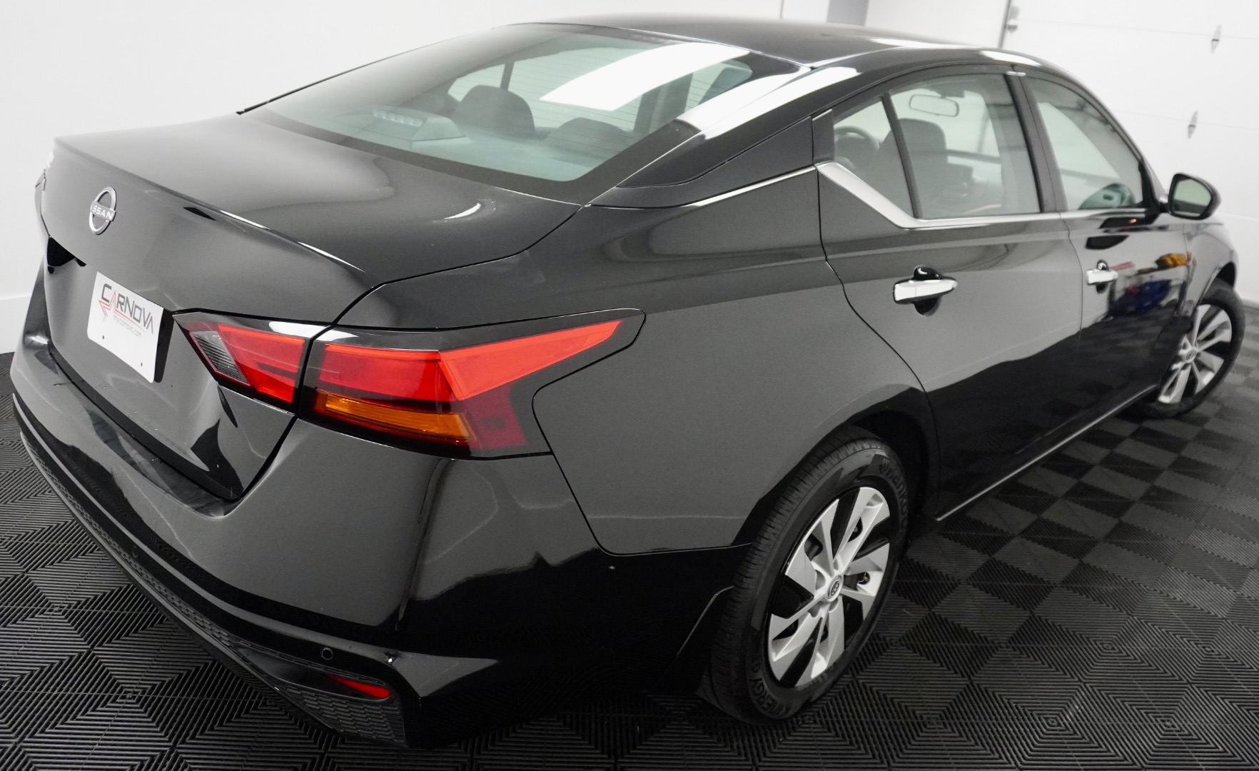 2024 Nissan Altima 2.5 S photo 6