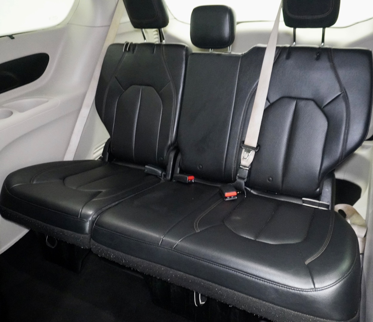 2018 Chrysler Pacifica Touring L photo 4
