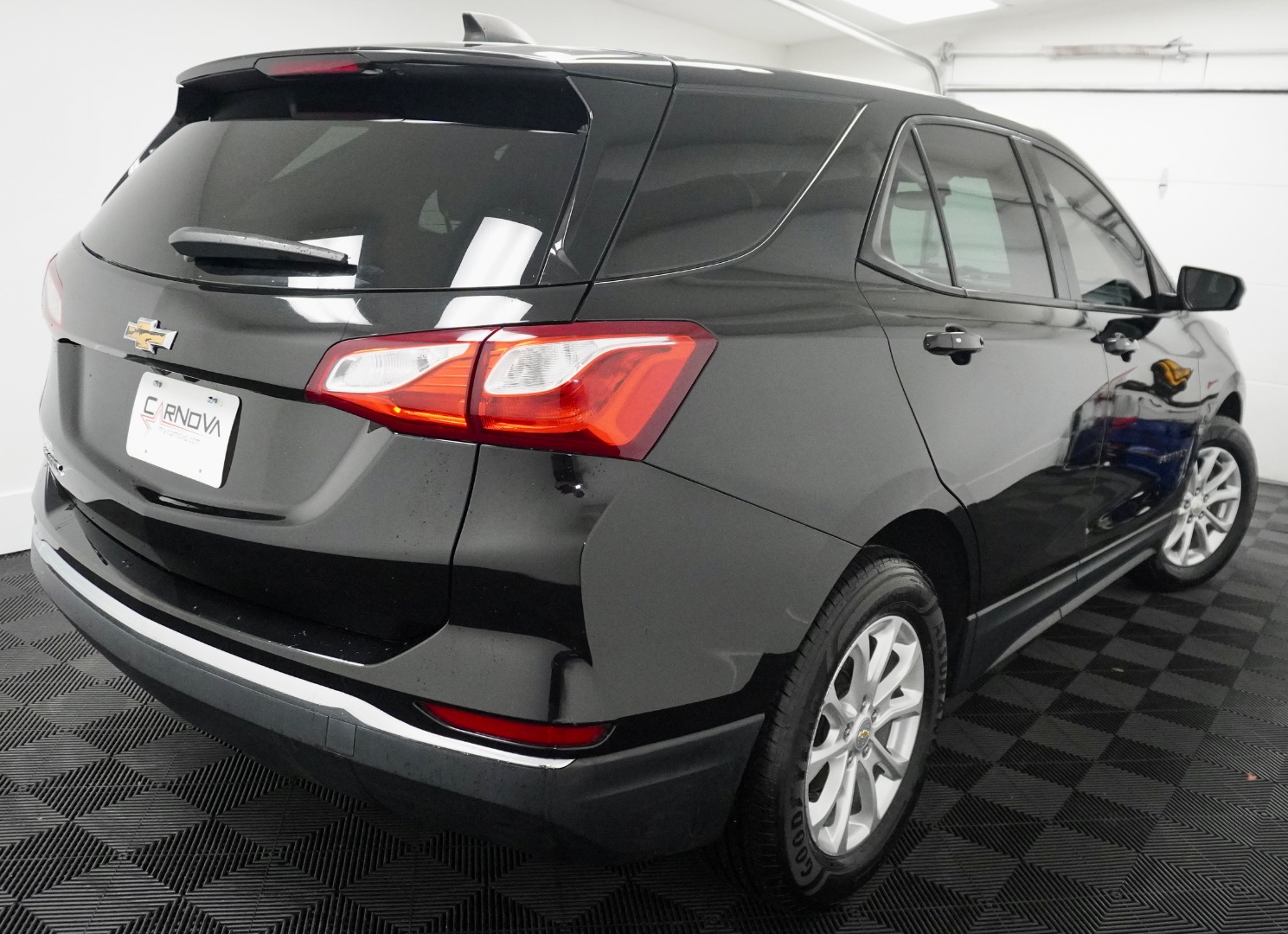 2018 Chevrolet Equinox LS photo 4