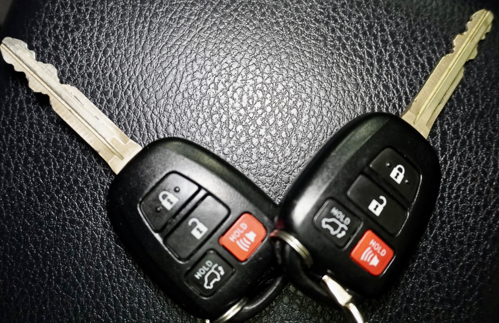2016 Toyota RAV4 XLE photo 17