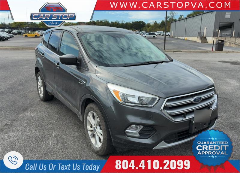 2017 FORD ESCAPE SE