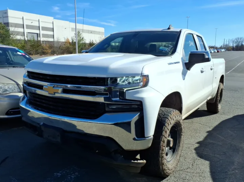2020 Chevrolet Silverado 1500 LT's photo