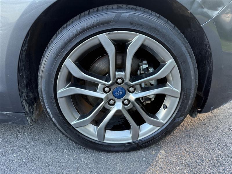 2020 Ford Fusion SEL photo 7
