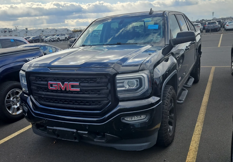 2016 GMC Sierra 1500 SLT's photo