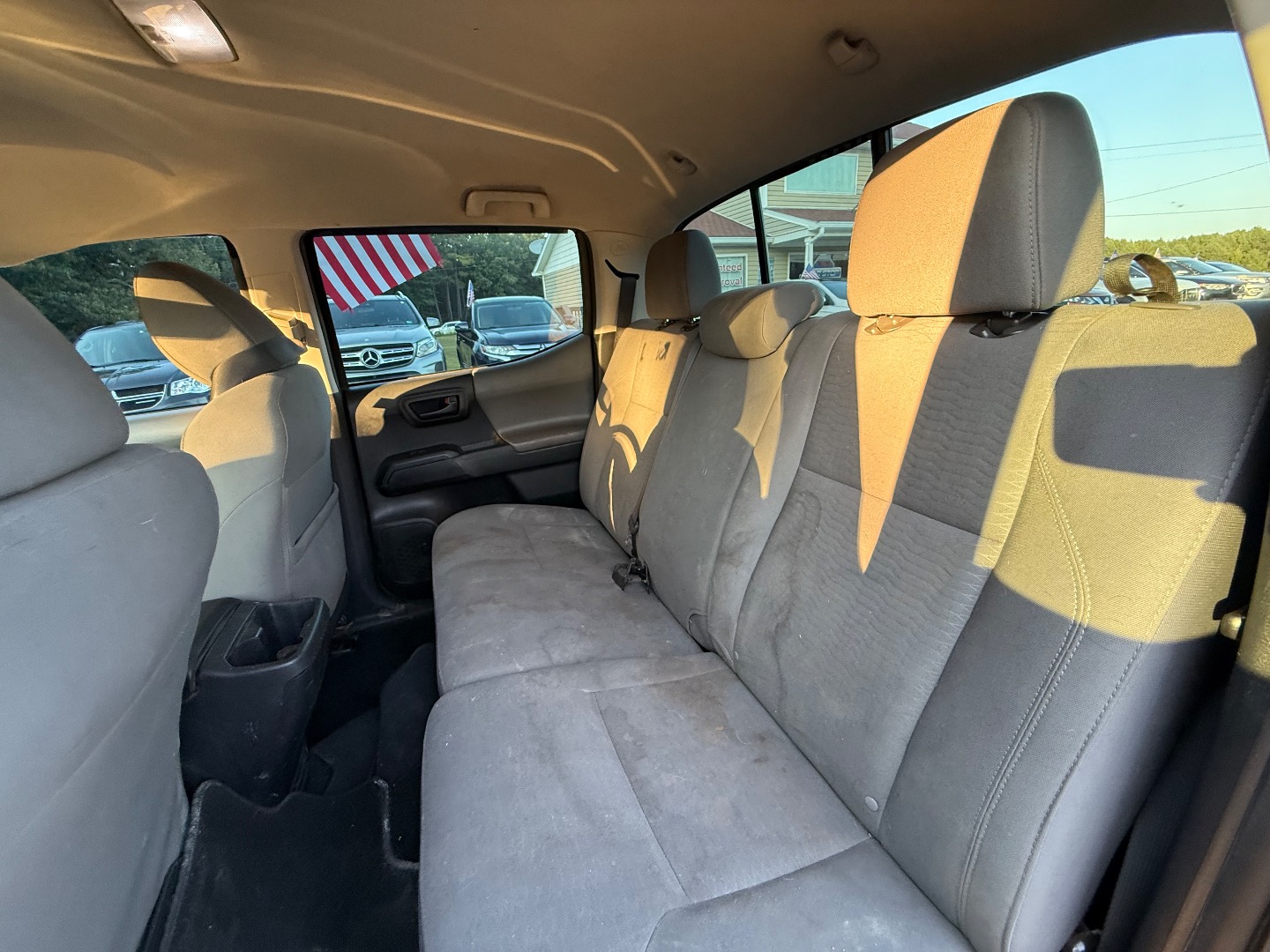 2018 Toyota Tacoma SR photo 9