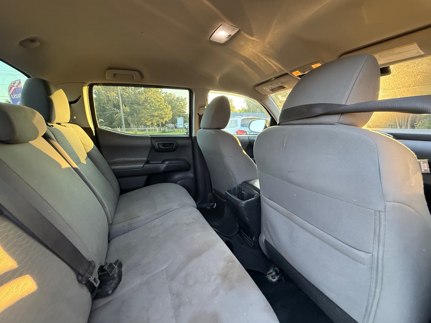 2018 Toyota Tacoma SR photo 18