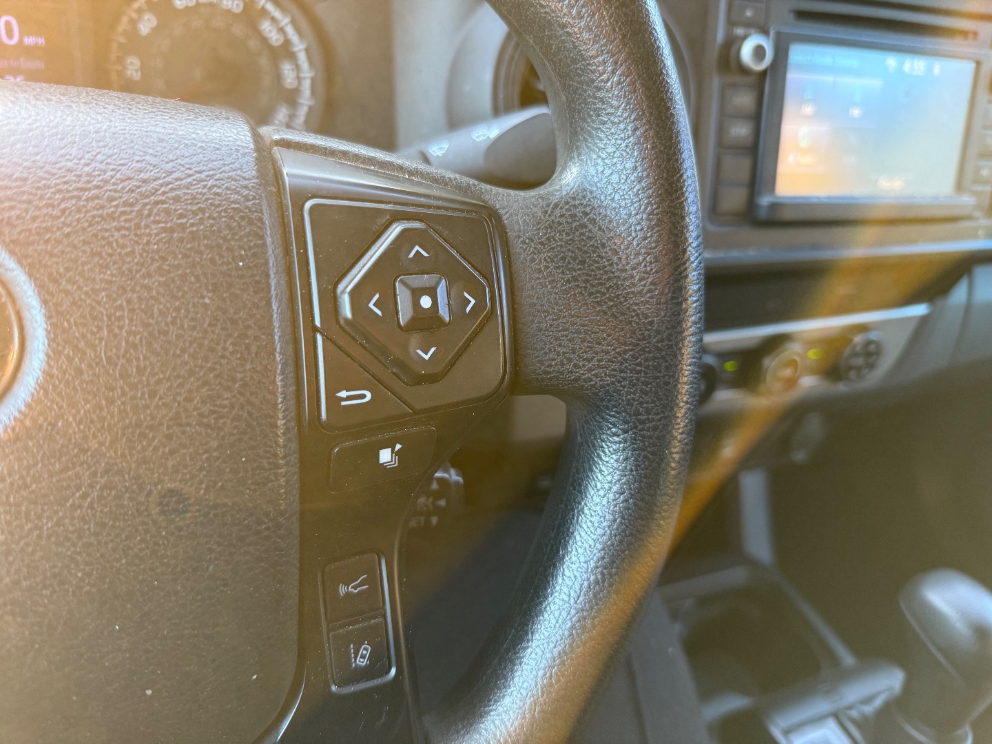 2018 Toyota Tacoma SR photo 28