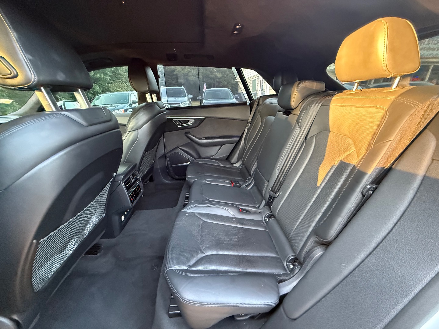2019 Audi Q8 Prestige photo 16