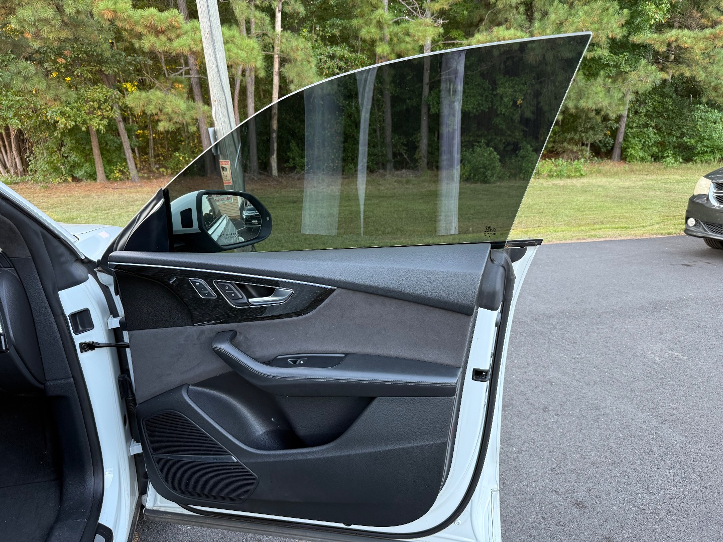 2019 Audi Q8 Prestige photo 24