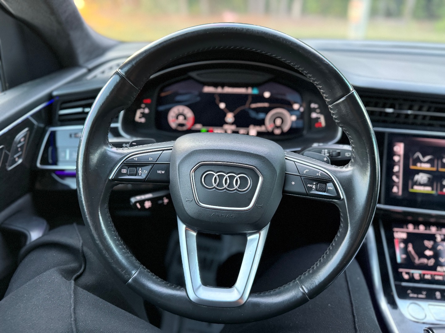 2019 Audi Q8 Prestige photo 30