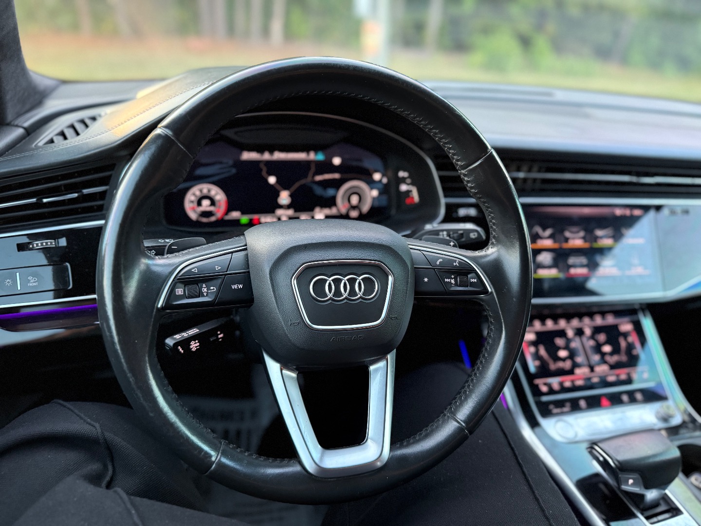 2019 Audi Q8 Prestige photo 31