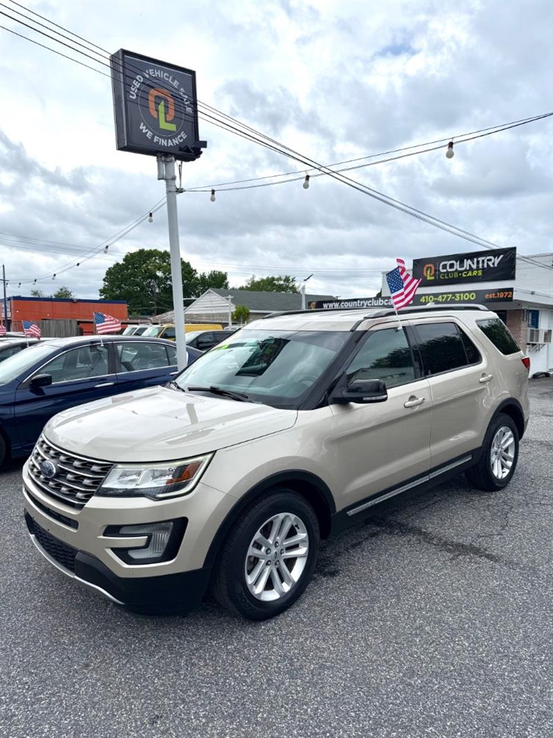 2017 Ford Explorer XLT's photo