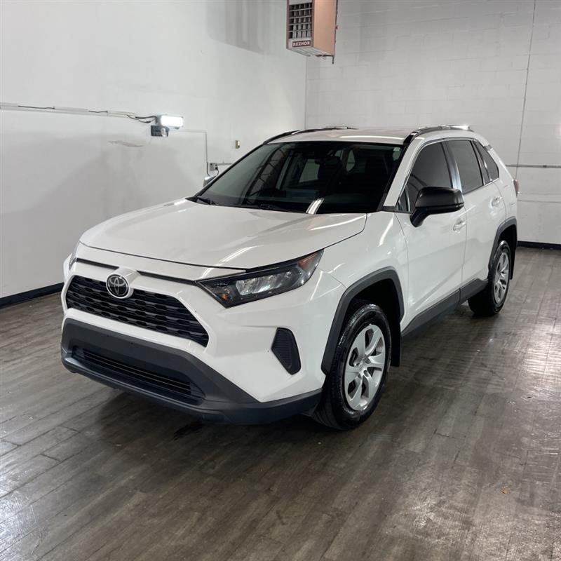 2020 TOYOTA RAV4 LE