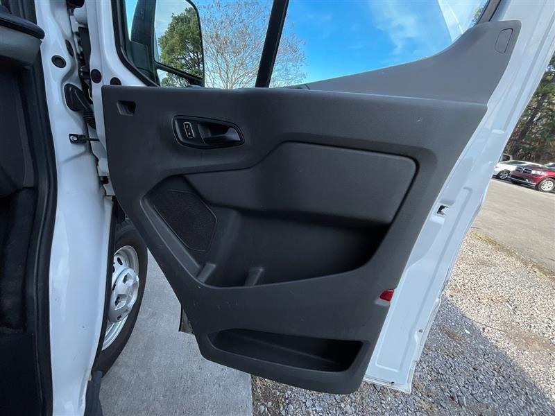 2022 FORD TRANSIT CARGO VAN 