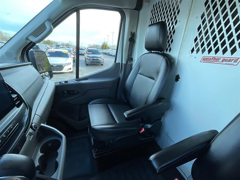 2022 FORD TRANSIT CARGO VAN 