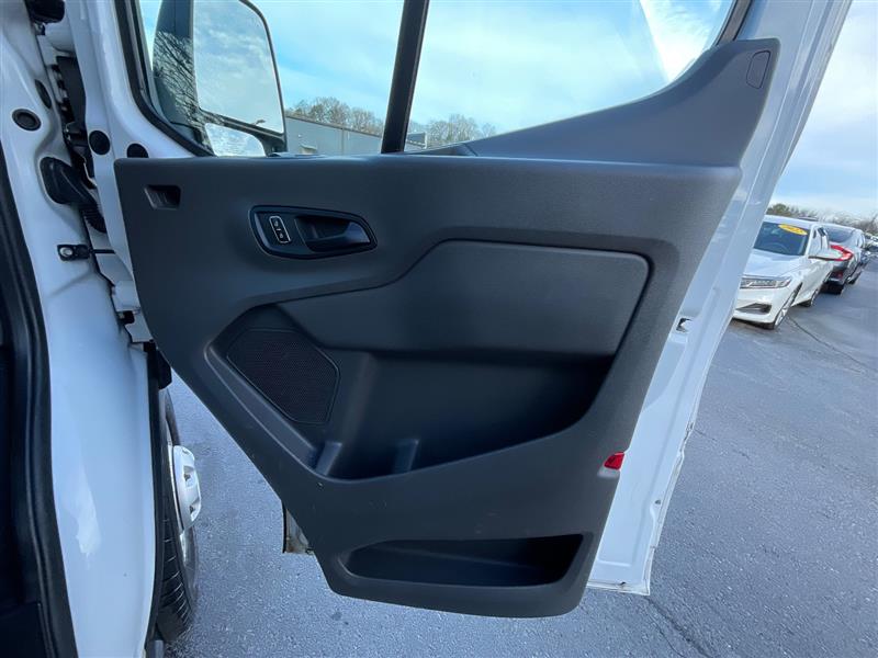 2022 FORD TRANSIT CARGO VAN 