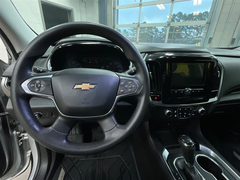 2019 CHEVROLET TRAVERSE LS