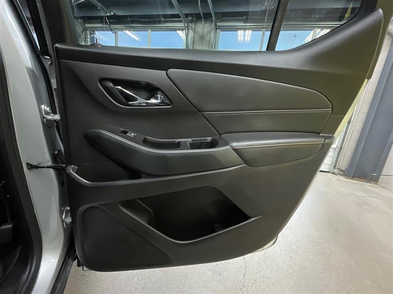 2019 CHEVROLET TRAVERSE LS