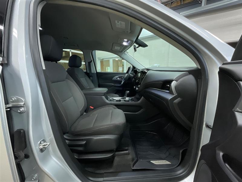 2019 CHEVROLET TRAVERSE LS