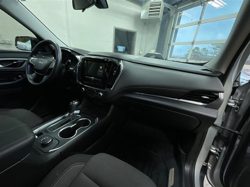 2019 CHEVROLET TRAVERSE LS