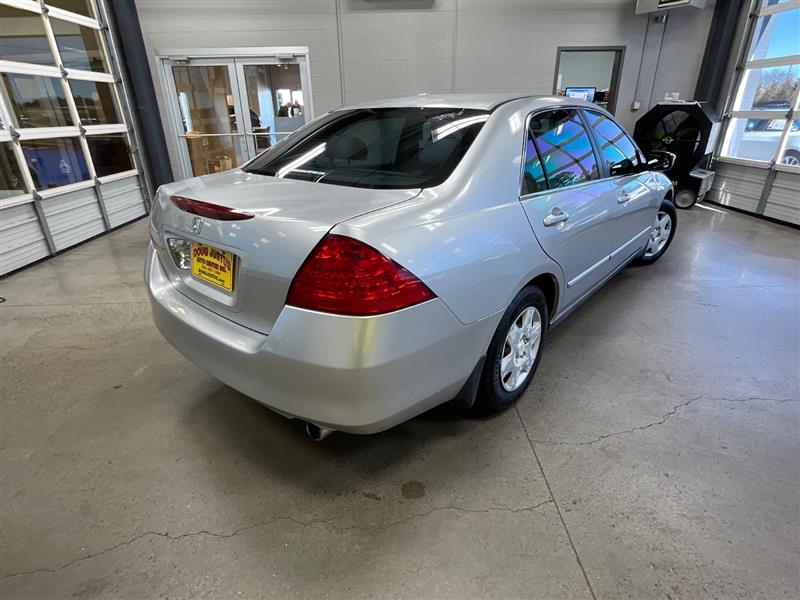 2007 HONDA ACCORD LX SEDAN