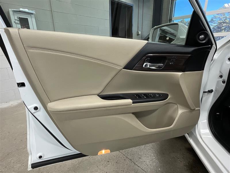 2017 HONDA ACCORD EX-L V6