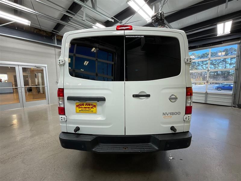 2016 NISSAN NV 1500 S