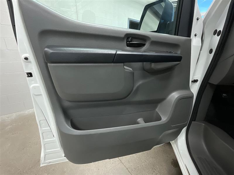 2016 NISSAN NV 1500 S