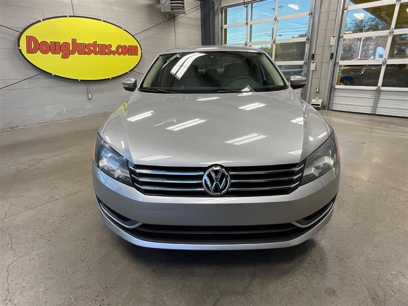 2013 VOLKSWAGEN PASSAT S