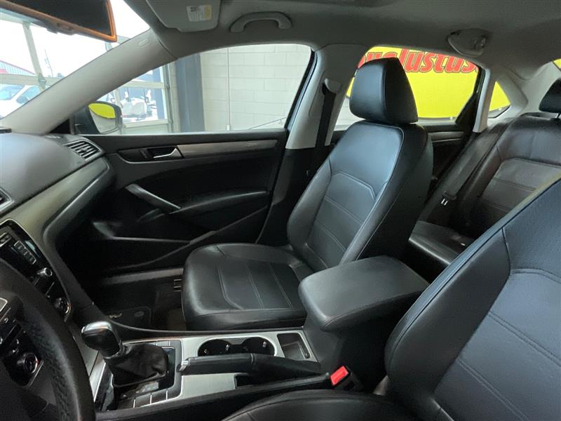 2014 VOLKSWAGEN PASSAT TDI SE