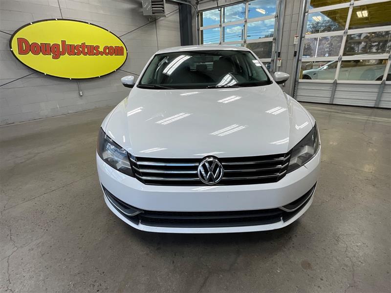 2012 VOLKSWAGEN PASSAT SE