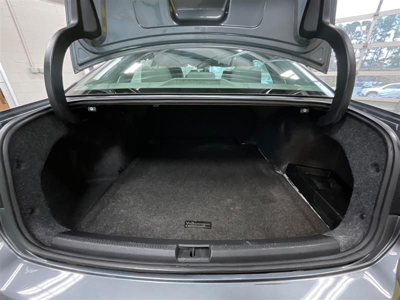 2015 VOLKSWAGEN PASSAT 2.0L TDI SE