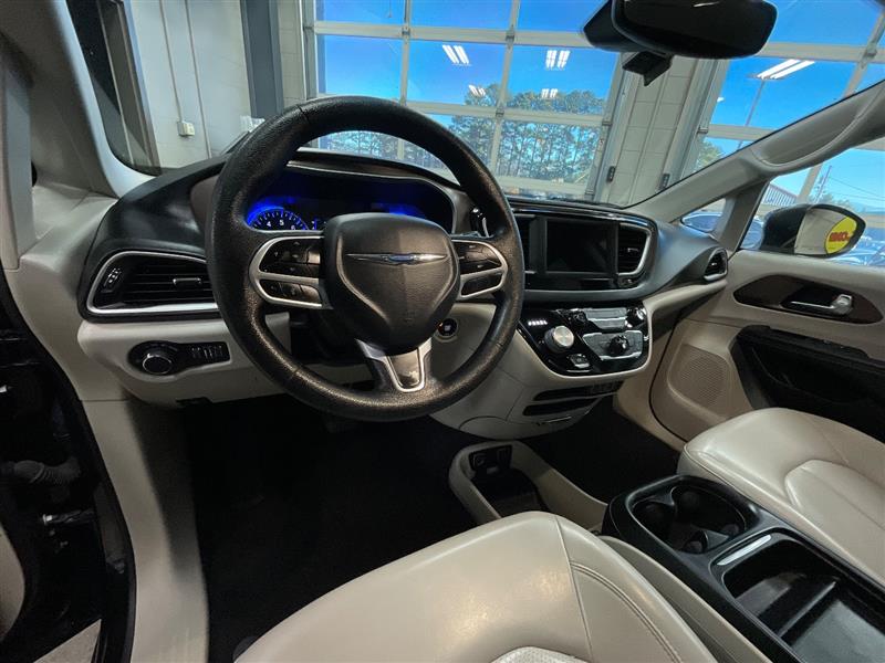 2021 CHRYSLER VOYAGER LXI