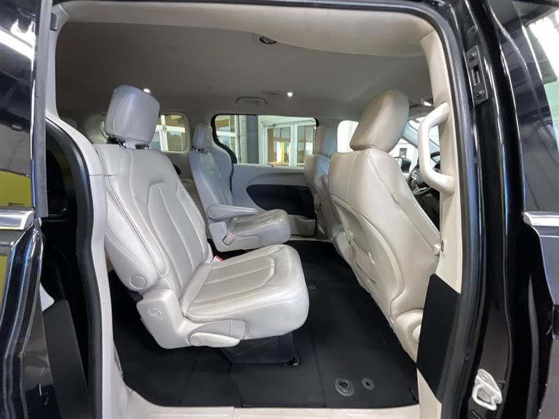 2021 CHRYSLER VOYAGER LXI