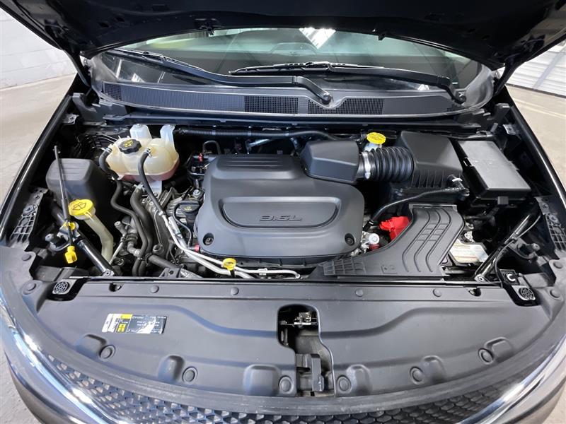 2021 CHRYSLER VOYAGER LXI