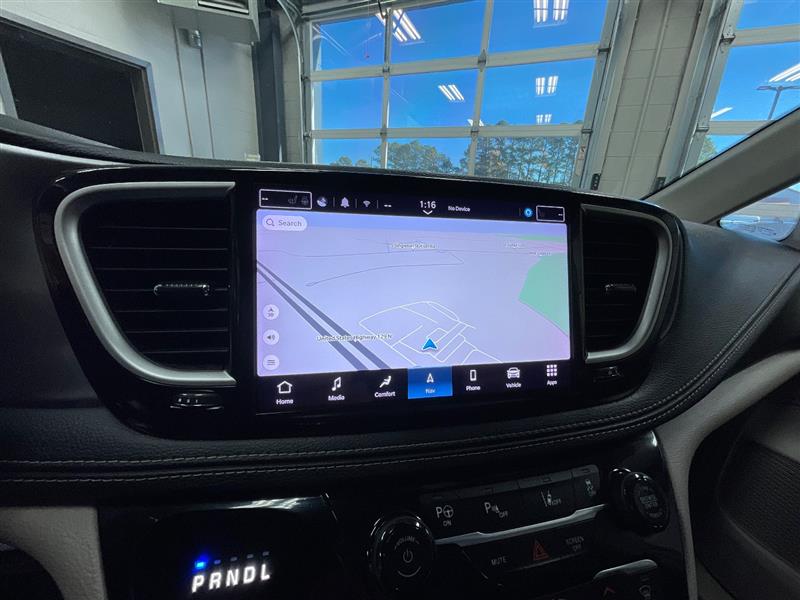 2022 CHRYSLER PACIFICA HYBRID TOURING L