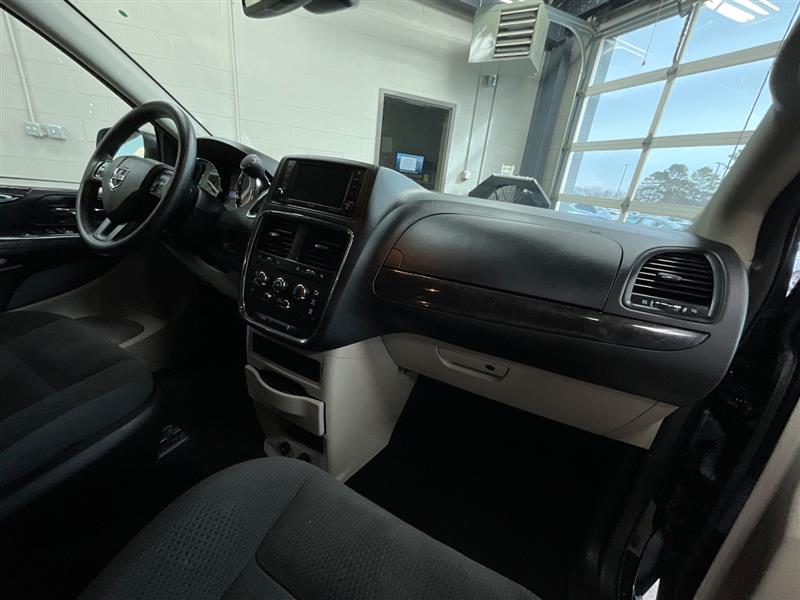 2018 DODGE GRAND CARAVAN SE