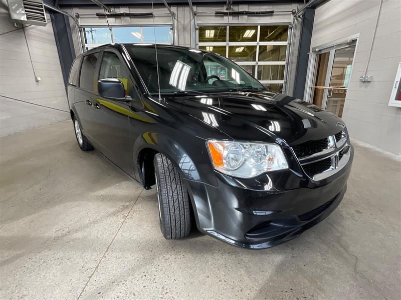 2018 DODGE GRAND CARAVAN SE
