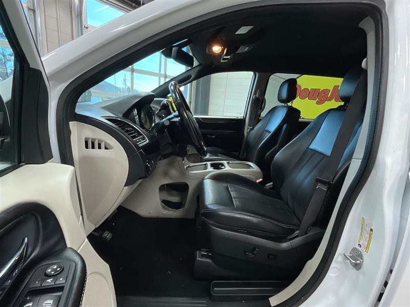 2019 DODGE GRAND CARAVAN SXT
