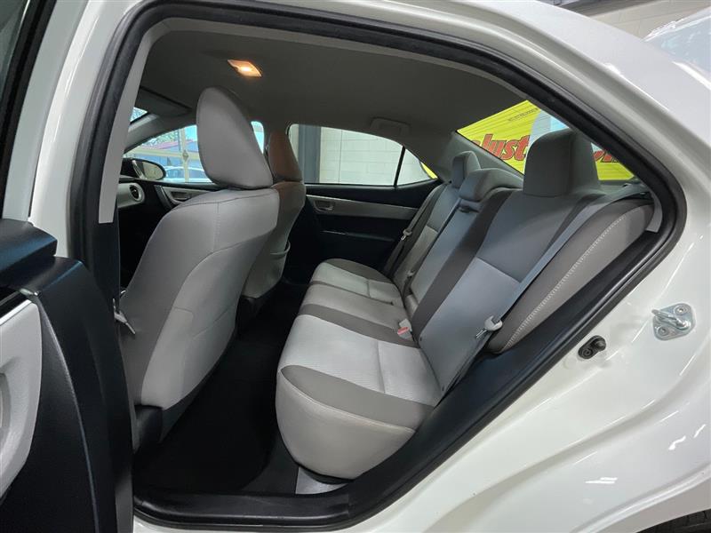 2017 TOYOTA COROLLA LE