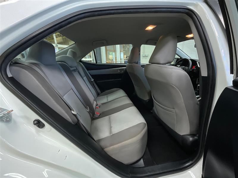 2017 TOYOTA COROLLA LE