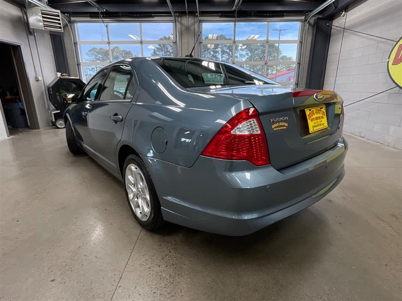 2011 FORD FUSION SE