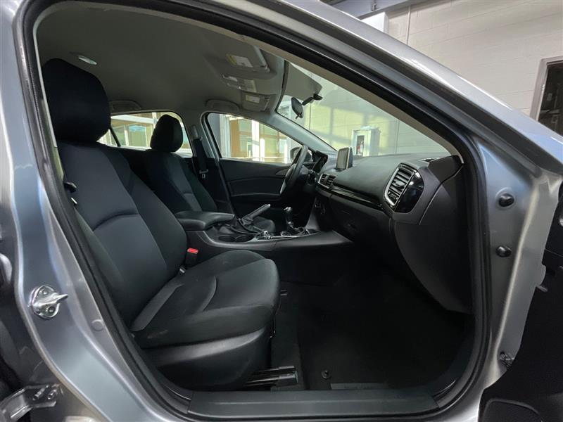 2015 MAZDA MAZDA3 I SPORT