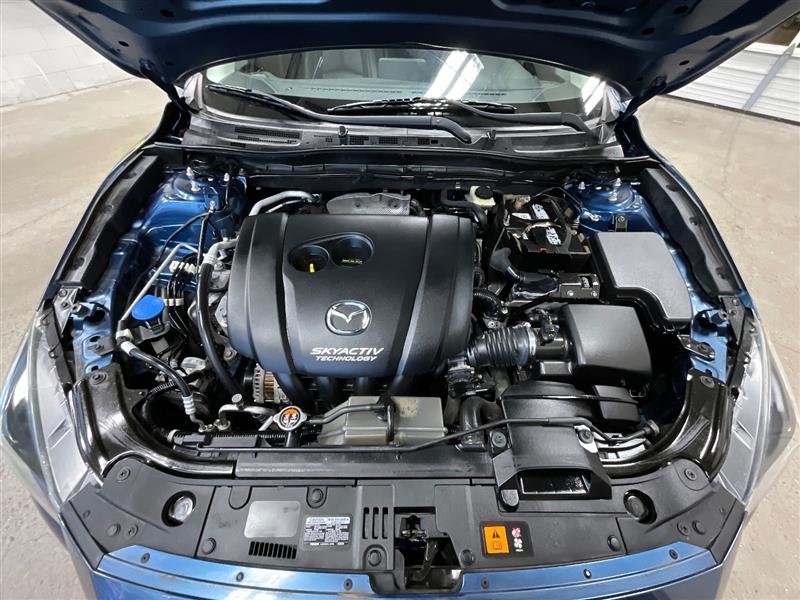 2018 MAZDA MAZDA3 TOURING