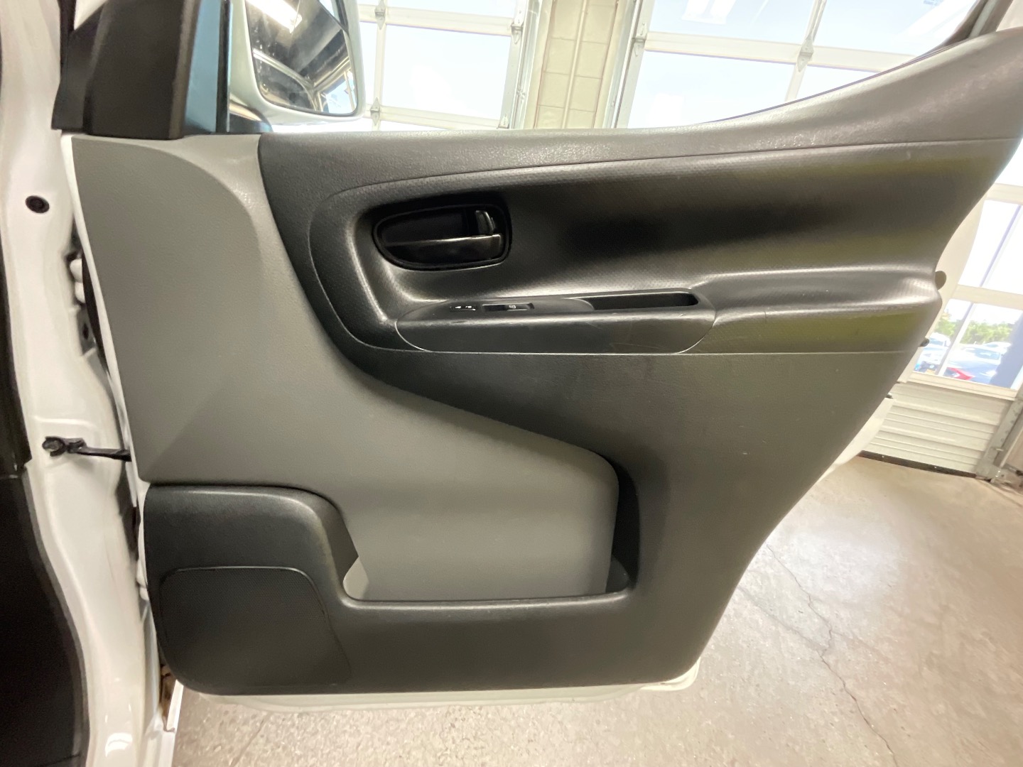 2017 Nissan NV200 SV photo 17